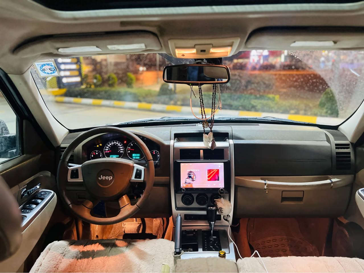 سعري 54$ مه عامه له  ***********
جيب ليبرتي موديل 2010 اوتوماتيك ده بل اكسل سلايد فول مواسه فات خليجي ناوزه رد نوقساني هيچ نيه به شه رتي گيرو مه كينه و اكسل ته قه و ره قه ي به شه رت ره قه م به غداد سنه وي اوليات به شه رت مالي دوسته كاره باي كامل مه زبوت ده بل اكسل به شه رت ده عمو ليدراوي نيه نيو پارچه ي سبوخه له سليمانيم سعري 54$مه عامه له السليمانية, العراق
