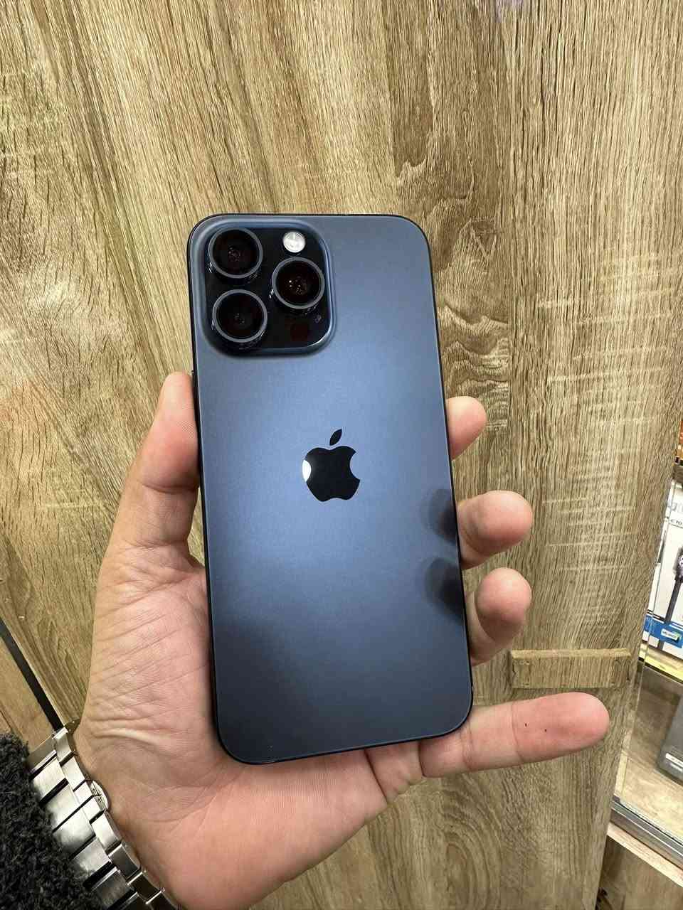 15 بروماكس ذاكرة٢٥٦
عربي شرق اوسط AA/A
بطارية ٨٧ بلاديه ملحقات كاملة
مكفول من الفتح ومن اي تصليح نظافة ١٠٠
عنواني زيونة
السعر مليون و٥٠ مجال قليل
***********
