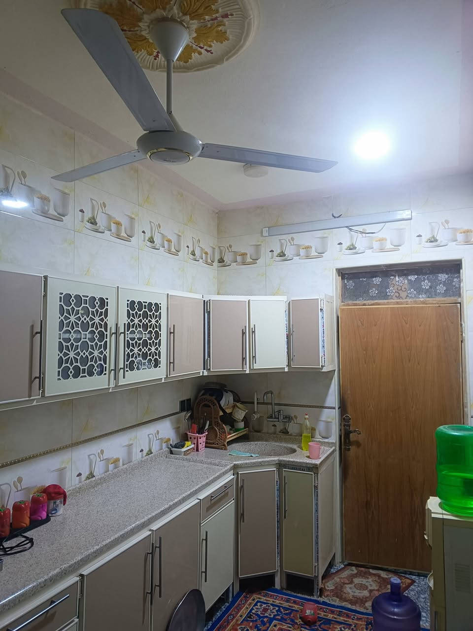 بيت للبيع  بل دبيه ثانيه 
مساحه 162m
***********
