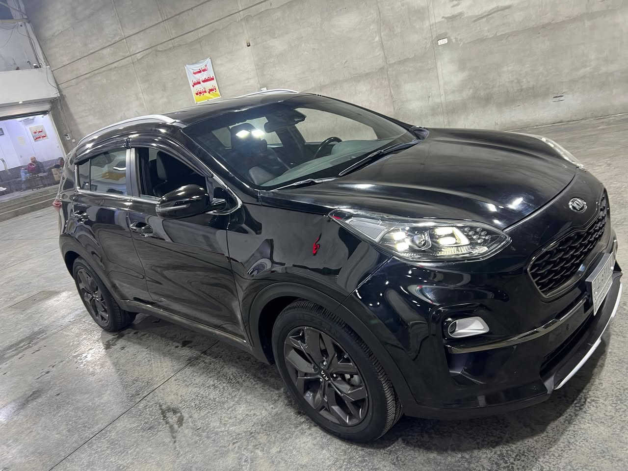 السلام عليكم
كيا سبورتج للبيع 2020
لون اسود ع بياذنجاني شذره
مواصفات السياره فور ويل درايف مود
 مكينه 2400 
 ويل كروم اشاير بل مري 
تبريد قطعتين شاشه كبيرة 
كامره دواره تحديد مسار 
درايف مود مانع انحدار 
رادار جانبي رادر خلفي 
تحكم ستيرن جهتين كروز سرعة
السيارة كفاله عدا البنيد مبدل بلادي اصلي فقط
بدون بارد و بدون صبغ ايرباك ستيرن فقط
 ماشيه 98 ألف حقيقي
السياره جديدة وجاهزه من كلشي
 كشنات جلد تدفئة وتبريد السعر 173 وبيها مجال 
للأستفسار أكثر الاتصال ع الرقم
*********** المكان بغداد البياع
