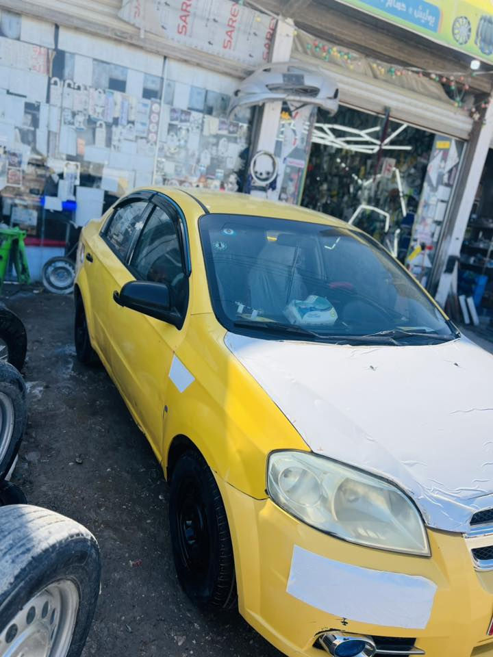 سلام عليكم افيو مديل.  2008 خليجي. سياره. كفاله.  من الضربه العابره.  مكينه كير حداديه.  تبريد نقص كهربايت.  سياره كامله من ولاء بسمنه.  مدور ثاني يوم.  سنويه جديده ورقم جديد مال جناي كامله عل آخر حبابه من كلشي. حداديه كهربايت مكينه كير. تخم تاير كله جديد.  السعر 48.  مكاني سماوه.   مركز المدينه.  ***********
