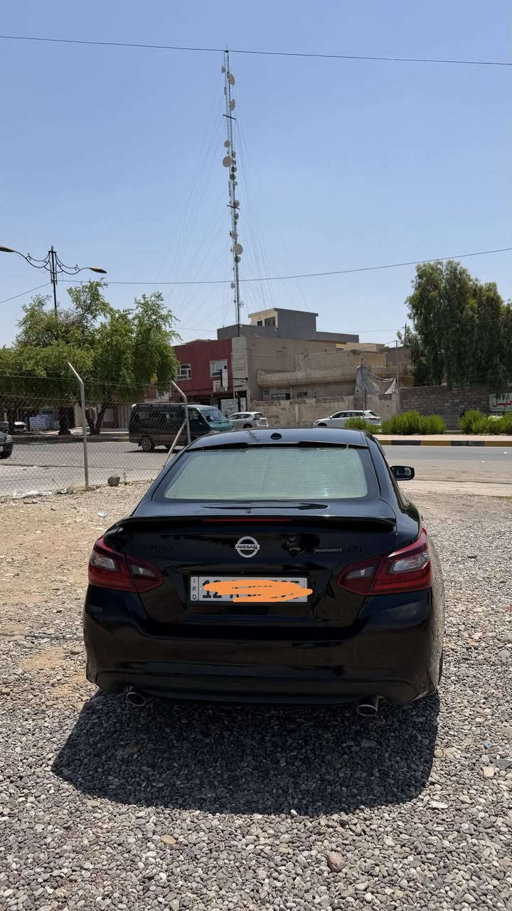 ALTIMA
2018 MID NIGHT SR
كلين مابيها قطرة صبغ 
ايربكات كلها سليمة 
ماشيا 100 ميل
محرك 2500
رقم نينوى بأسمي
السعر 122 ورقة 
حادثها جاملغ مخلوع ابمدل ابااصلي نفس اللون
للاستفسار الاتصال ***********
