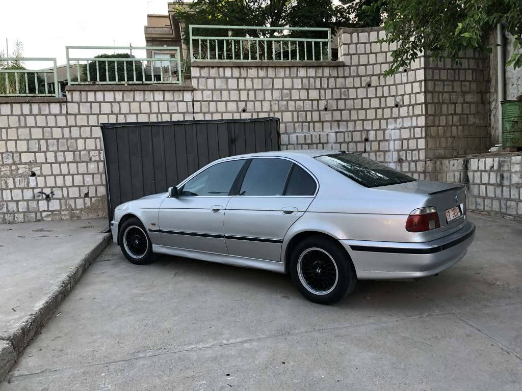 بەناوی خوای گەورە 
 Bmw e39  528i ✈️

 دەبڵ دیجیتاڵ گێڕ عادی تەبریت سارد ❄️ گەرم 🔥 
مۆدێل ٢٠٠٠ بێ دەعم و لێدراو  
 جوارجام کارەبا  و ئۆتۆ 
ئاوینە و سنوق کارەبا  
سیستەم سماعە و ئیمپیفایر  
کوشن هیتەر  
شاشە ئایپاد 
ناو رەساسی  
ناو دەری زۆر جوانە✅
ئارمی هەولێرە  بە شەرت نای دەم  
 لە سلێمانیم   قەرز وقیست و مدەم نیە 
***********  viber&wats app السليمانية, العراق
