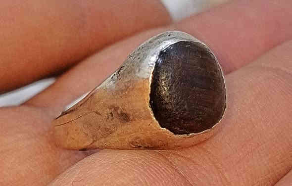 تايگر او عين الهر قديم جدا خنصر ***********
