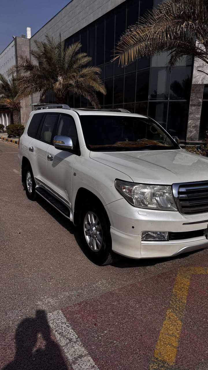 السلام عليكم
السلام عليكم
للبيع تيوتا لاندكروز موديل 2010
كفاله  بس بيه بارد بالجاملغ الوره ماشر بالاحمر
رقم بغداد بأسمي
مكينه 6 اسلندر GXR
السعر 280 وبيهة مجال
العنوان النجف
0785 1500 108
