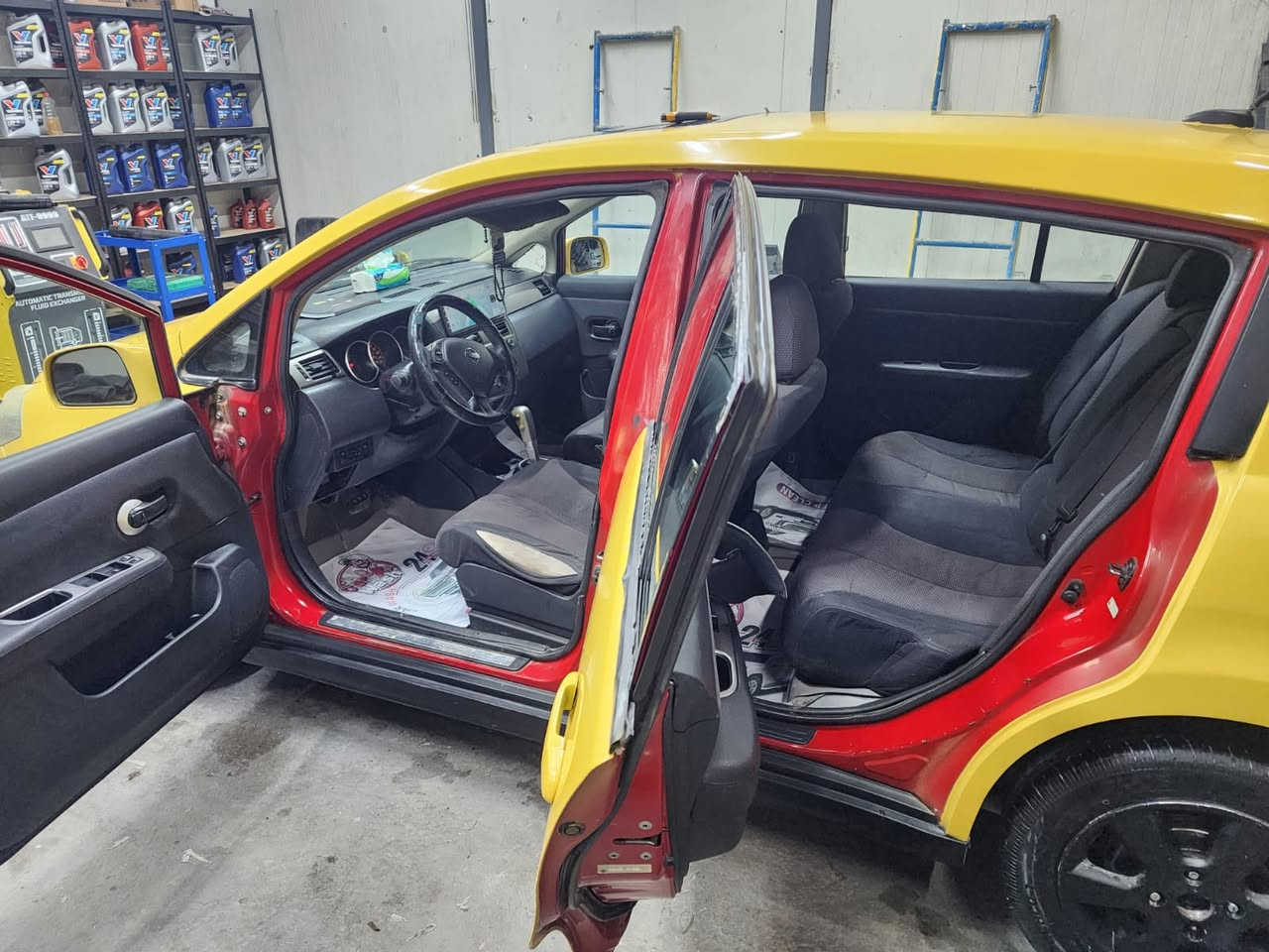 نيسان فيرسا موديل 2008
رقم بغداد سياره جاهزه للشارع 

كير ناصي جديد مكينه جديده 

الاستفسار الاتصال 

***********
