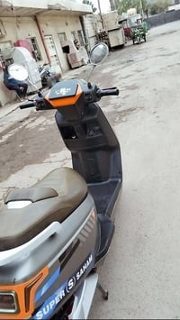 دراجه شحن ٦ باتري للبيع السعر ٥٥٠ الدراجه نضيفه نفس ما موضح بلصوره  لل...