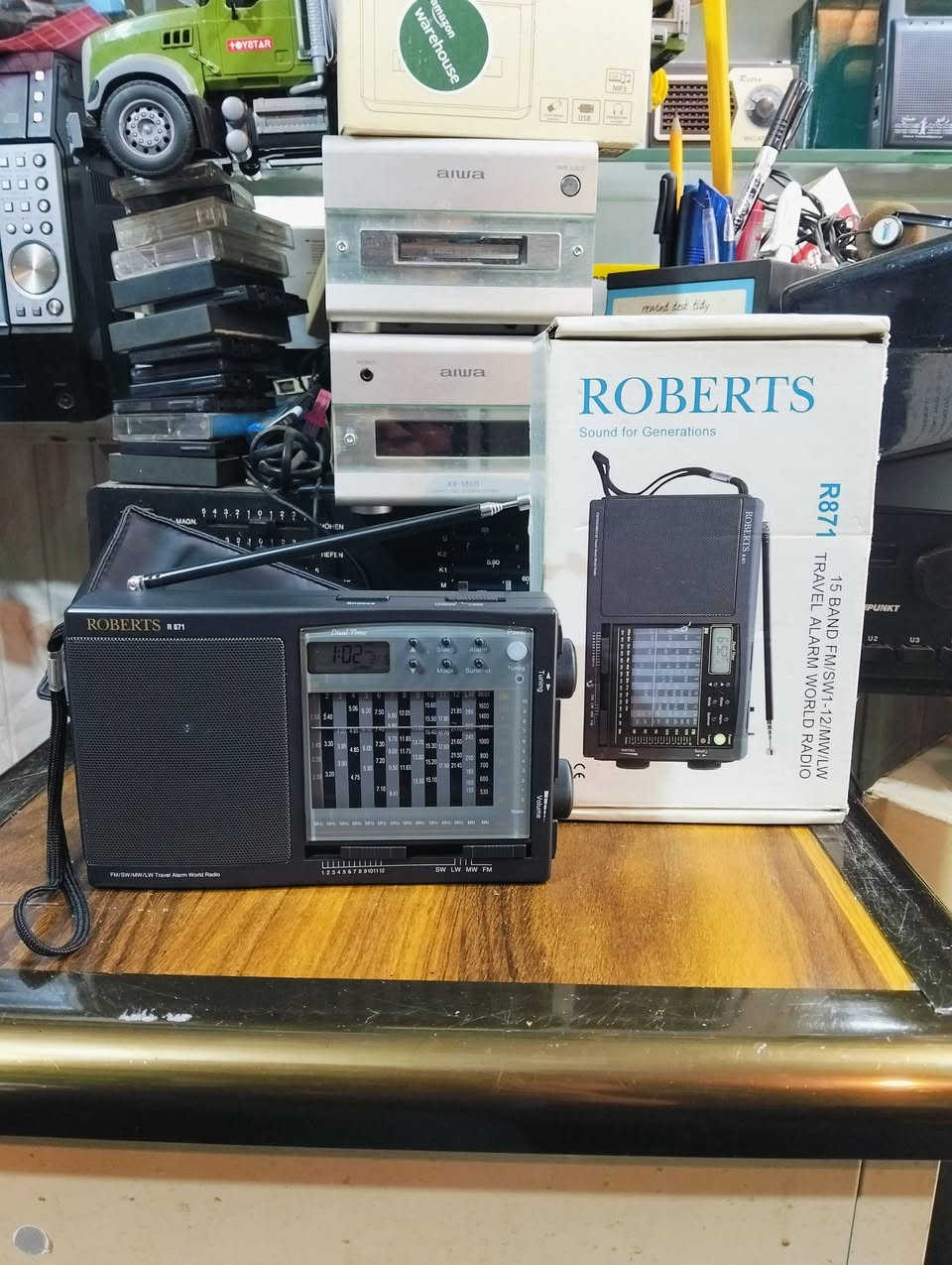 راديو روبرتس الانكليزي
جهاز جديد بالكارتون مع حافظه الجلد الاصليه 
موجات الراديو 15 موجه مع FM 
سحب ممتاز للمواجات المذكوره 
يعمل باتري قلم عدد 4 
يوجد فديو بالمنشور يوضح التشغيل 
للحجز المراسله على الخاص


**إذا كنت صاحب هذا الإعلان وتريد حذفه لأي سبب، رجاءا أرسل رسالة إلى الدعم الفني**