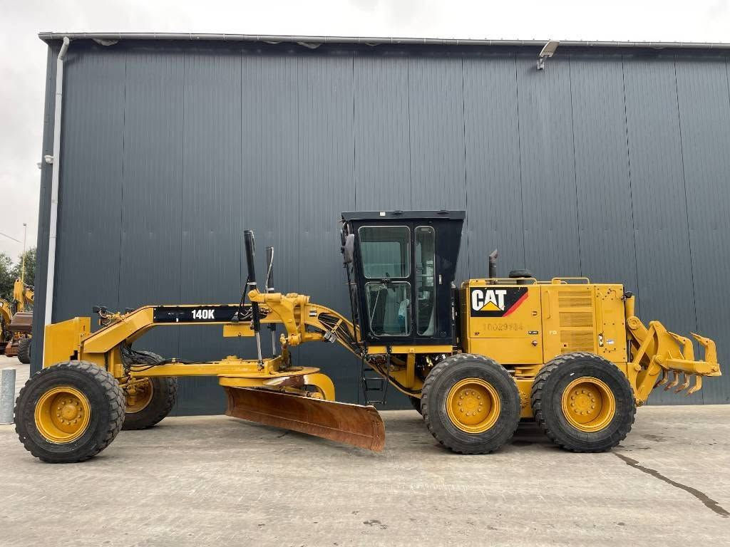 Cat 140K
سنة الصنع 2018
ساعات العمل 2411
حجم 140 الف
ماركة المحرك Caterpillar C7
السعر 65الف دولار 
شامل كمرك ضريبة شحن 
مدة الوصول 15 يوم بعد الحجز


**إذا كنت صاحب هذا الإعلان وتريد حذفه لأي سبب، رجاءا أرسل رسالة إلى الدعم الفني**