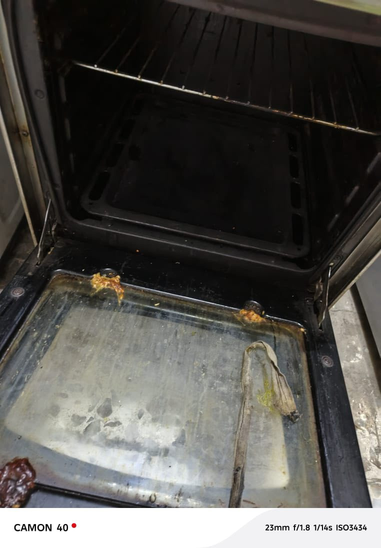 ثلاجة وطباخ ثنيهن شغالات ب270 وبيهن مجال


**إذا كنت صاحب هذا الإعلان وتريد حذفه لأي سبب، رجاءا أرسل رسالة إلى الدعم الفني**