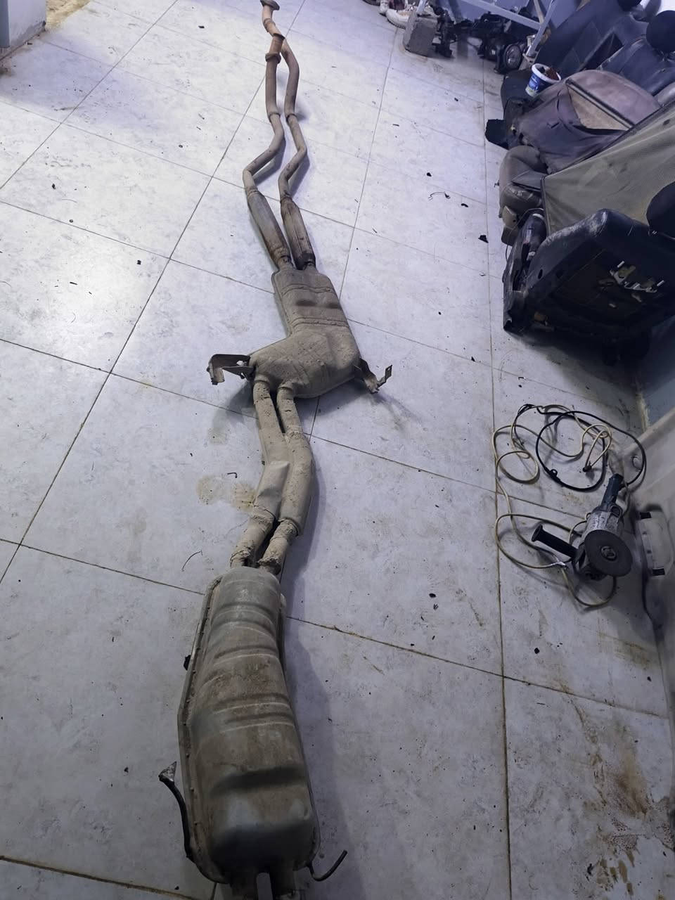 كزوز كامل بي ام 500 
سعر 125 الف العنوان موصل ***********
