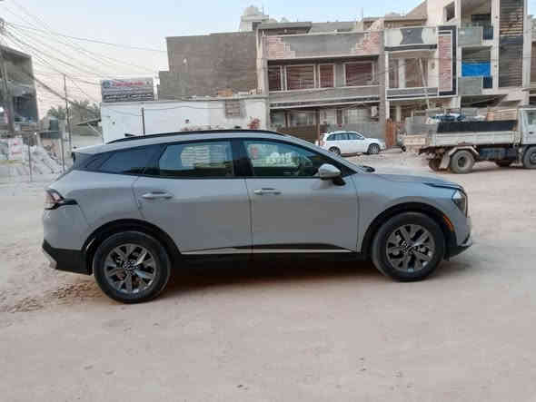 سبورتج 2023
رقم بغداد
المواصفات
1بانوراما
2 بصمه ابواب وتشغيل وصندوق
3 جنطه كهرباء
4 شاشه كبيره ايباد عل طول دشبول 
5لدات نهاري هيلوجين
6كراسي جلد
7كراسي كهرباء 
8تحكمات فول 
9 ويل ١٩
10 ترحيب عند الاقتراب
11شاحن واير ليس
12هند بريك بصمه
13اوتو 
بغداد الدوره 
السعر 240 وبيها مجال قليل 

الاستفسار ***********
