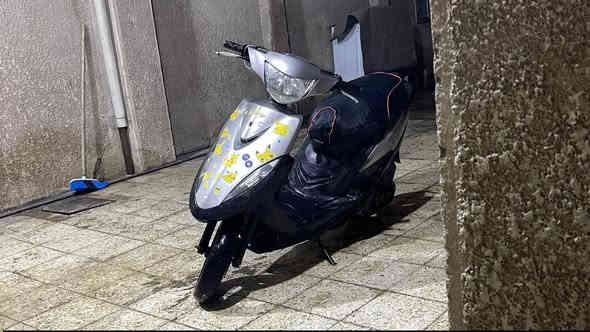 السلام عليكم ٫٫ ماكس عدله نضيفه شلعه ومعدل نكره سلف كهربائياتها كلها شغاله دراجه مكفوله مكينه ناعمه شلعه معدل  كامله مابيهه اي نقص تايرات جدد كشن رياضي جديد السعر (525) وبيه مجال الاتصال ..*********** بي واتساب هم مكاني بغداد المشتل
