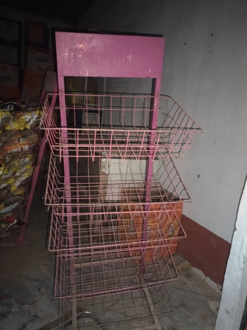 تصفيت محل للبيع مستعمل نظيف شغال بشرط
كركوك قضاء الحويجة ناحيه العباسي
اتصل *********** الخاص مفتوح
