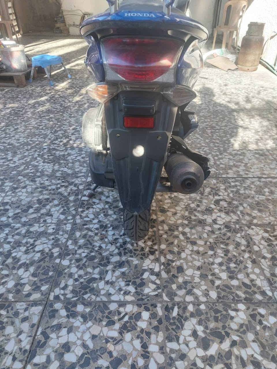 السلام عليكم دراجة بي سي اكس ياباني جيل اول حساس ازدحام ستاند حساس الدراجة حلوة السعر 950 المكان. حي تونس  الرقم ***********
