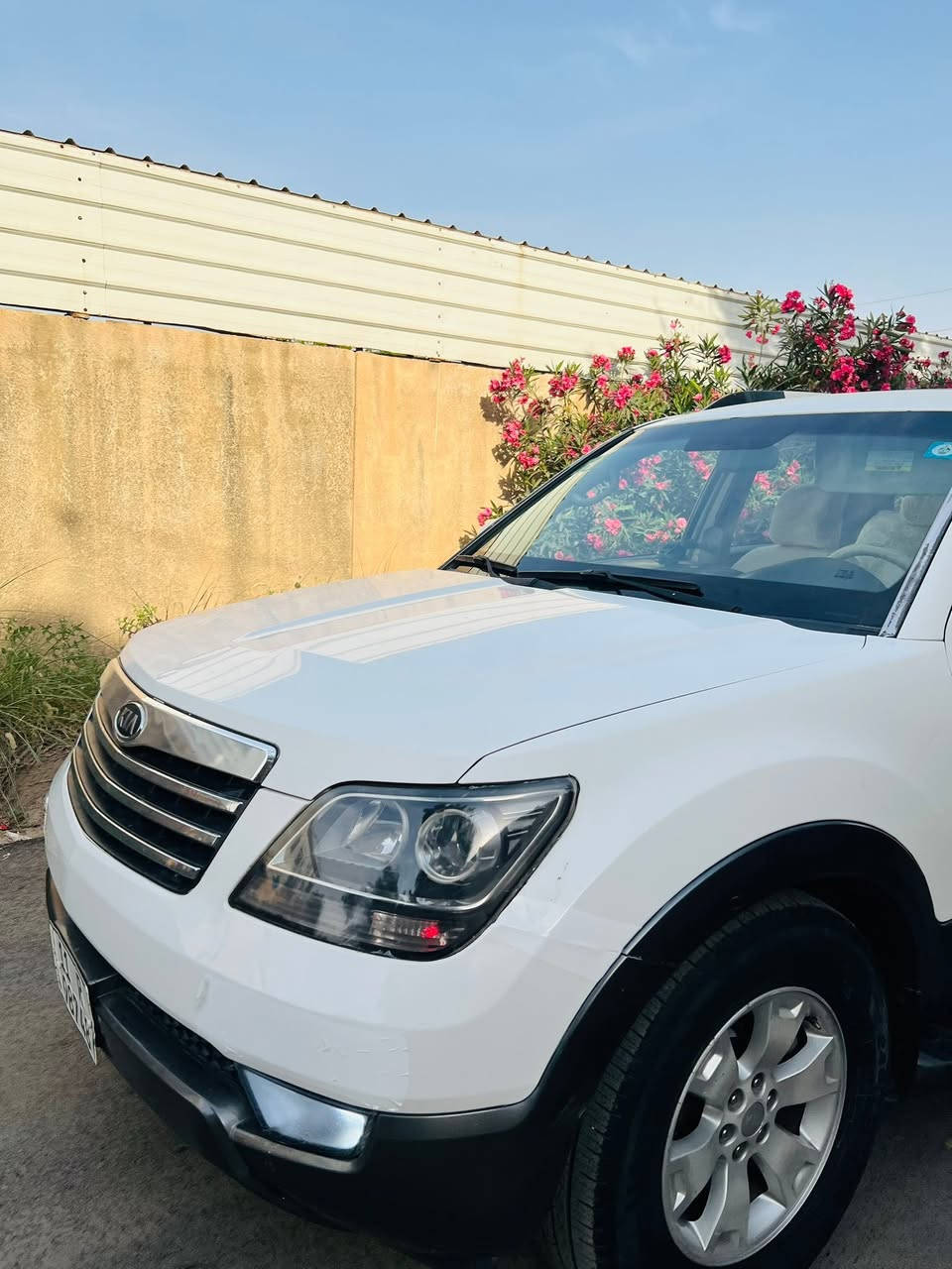 سلام عليكم بيع  او مراوس ؟موهافي 2013 خليجي موصفات نص فول فورويل4X4 سلايت مكفوله رقم بغداد دولي بسمي سياره جاهزه محرك كير مكفولات تخم تاير تبريد جاهزه سياره بيها شبرين بارد  ‭***********‬

