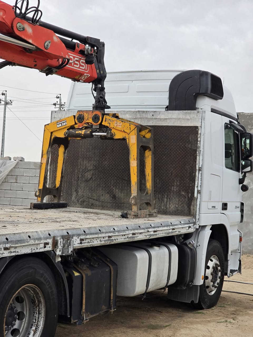 كرين البيع
فول مواصفات 
نتصل ***********
***********
