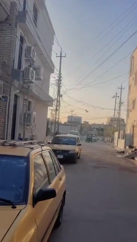 السلام عليكم اللهم صل على محمد وال محمد نصف قطعه للبيع طابقين مساحه٣٨واقع حال ٥٠ركن العنوان مدينه الصدر ام الكبر والغزلان قرب مدرسه الكرفانات السعر85وبي مجال للتواصل اتصل ع رقم وتدلل ***********
