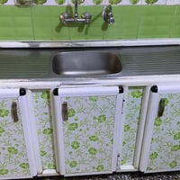 كاونتر ٢٫٥م • سنك ١٫٥م • نظيف كلش