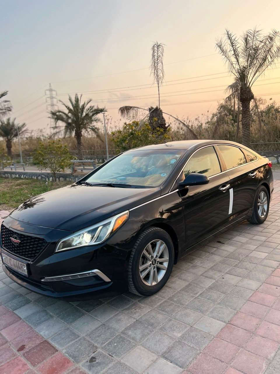 سلام عليكم 
سوناتا موديل 2016 وارد أمريكي 
رقم أربيل إنكليزي جديد سنويه جديده 2027
سياره كلين كفاله من ضربه و تبديل و حادث والصبغ ما عدا طخه بسيطه مسويهن كلى كدها سياره كلش حلوه استخدام شخصي مال جناي كلش جديده من داخل والخارجً شركه 
مواصفات سياره  تحكم ستيرن +وضعيات قياده سبورت او عادي+شاشة ايباد أندرويد اصليه +كاميرا او حساس خلفي  +اتصال بلوتوث +حساس اطارات او باقي مواصفات معروفه
داخل لون بيجي +محرك سياره 2400 اطلع وين ما يعجبك
محرك والكير والتبريد والحداديه جاهزات او باتري جديد 

السعر 110$ نهايتها مال بيع او جوه سوك ماكو هيج سعر 
اتصال :*********** النجف, العراق
