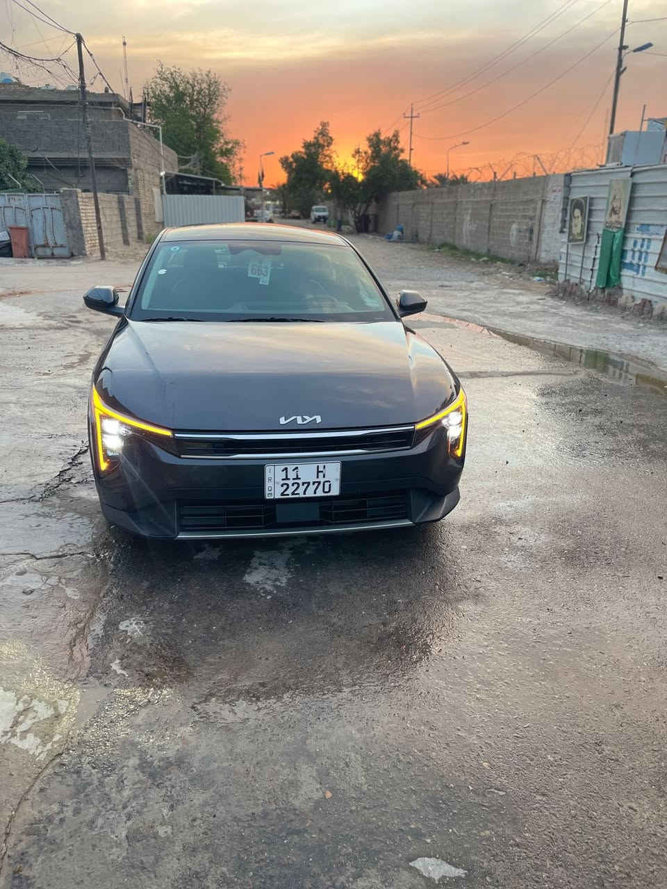 كيا EX K4  محرك 2000 وارد امريكي حادثها موضح بالصور
مواصفات السيارة بصمة تشغيل عن بعد لد امامي خلفي 

ويل كب حجم 17 سايد بريك كهرباء شاحن لاسلكي مكان السيارة المشتل السعر 163 وبيها مجال 

رقم صاحب السيارة ***********
