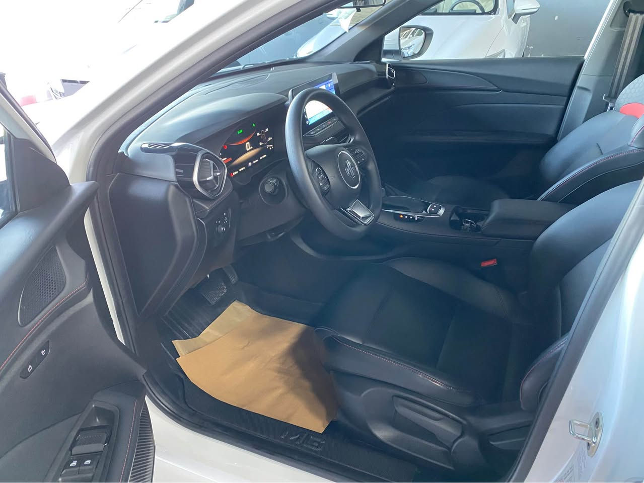 ئێم جی  MG GT 2025 Sport
تەنیا 12 هەزار ڕۆیشتووە.هیچی نیە.
مواصفات.بەصمة.برێك کارەبایی.
شاشەو كاميرا.لايت.زينۆن.
مكان  أربيل.   ١٠٠ متری معرض تۆپ کارس 
سعر 116ورقة   موبایل    *********** أربيل, العراق
