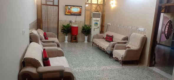 سلام عليكم عندي بيت البيع مساحت 500 متر عدد غرف نوم 3 مطبخ صاله  كراج صحيات خارج وداخل لاستقبال 10 أمتار عنوان بغداد سياحية بانزين خانه جواهر شارع تجار ولستفسار عى رقم ***********  طابو سند 25اااااااالسعر 145
