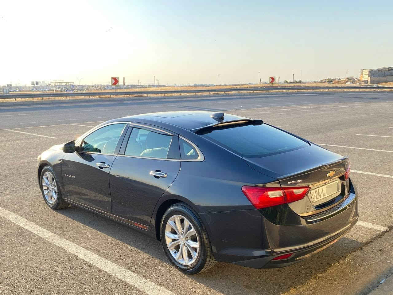 chevrolet malibu 2023 Lt2
شوفرليت ماليبو موديل 2023
فئة LT2
ماشية 54 الف ميل
فتحة
بصمة و تشغيل عن بعد و ابواب بصمة
كشنات كهربائي و تدفئة
تبريد مركزي
تحكمات سترين
شاشة جبير كار بلاي كاميرا خلفي 360 
رادار امامي و تحديد مسار و توقف ذاتي كلها شغال
ضرر سيارة بسيط شبر من بنيد مع باب نفر بدون دواخل او لغود شرط كل شي
محرك و گير و كهربائيات و تبريد شرط
سيارة بأسمي سنوية جديد لحد 2030 
متواجد اربيل
رقم موبايل : 
***********
*********** أربيل, العراق
