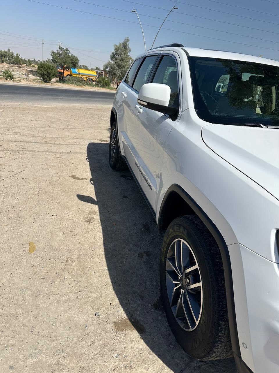 السلام عليكم
جيب لاريدو خليجي موديل 2020 سليمانيه هزه جديده  
مراوس بجيب خليجي 22 s شمالي حصرا 
وات ساب فقط (***********)
