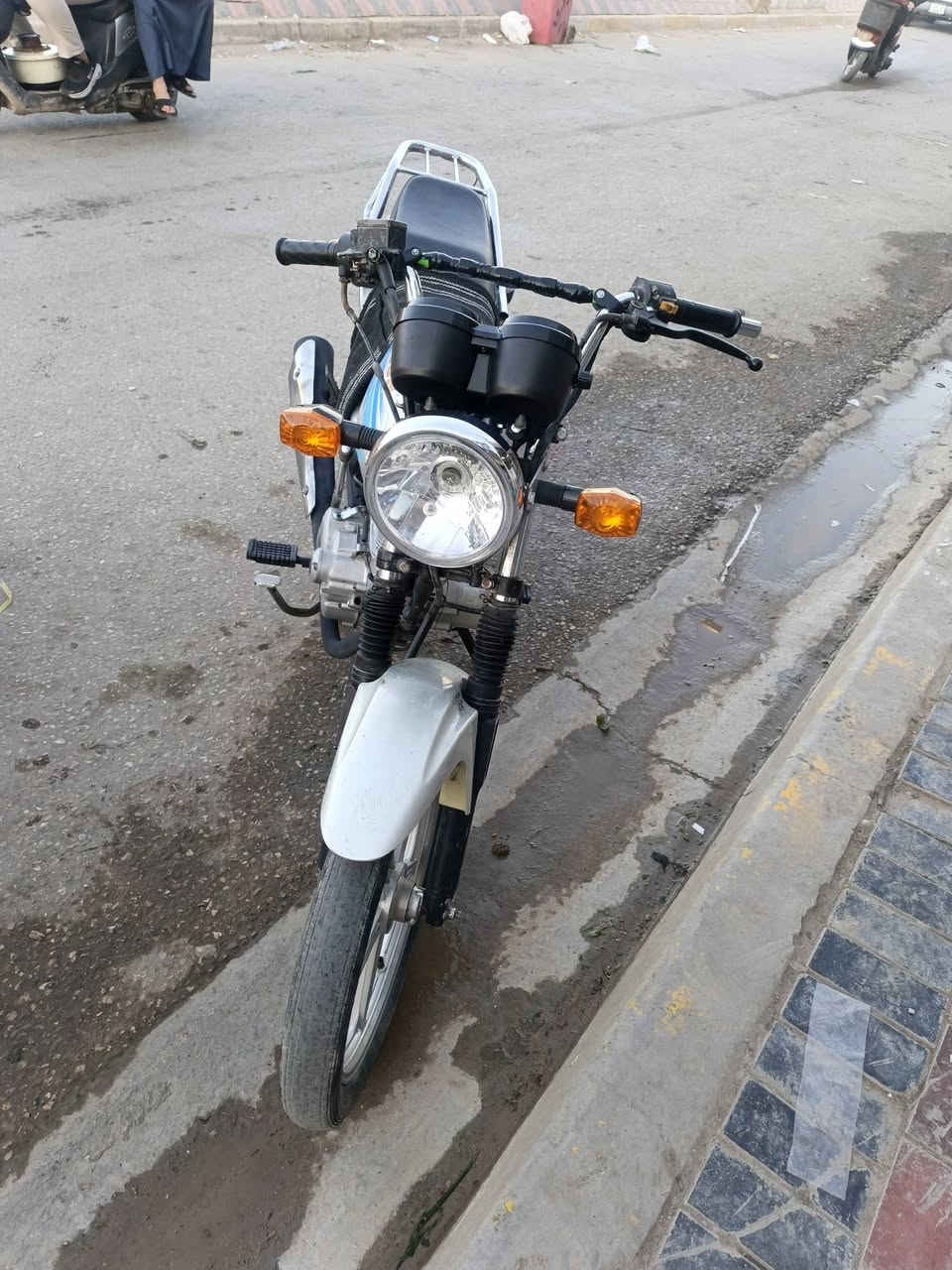 دايون عضم ٥٥٠ مكاني طويريج 
***********
