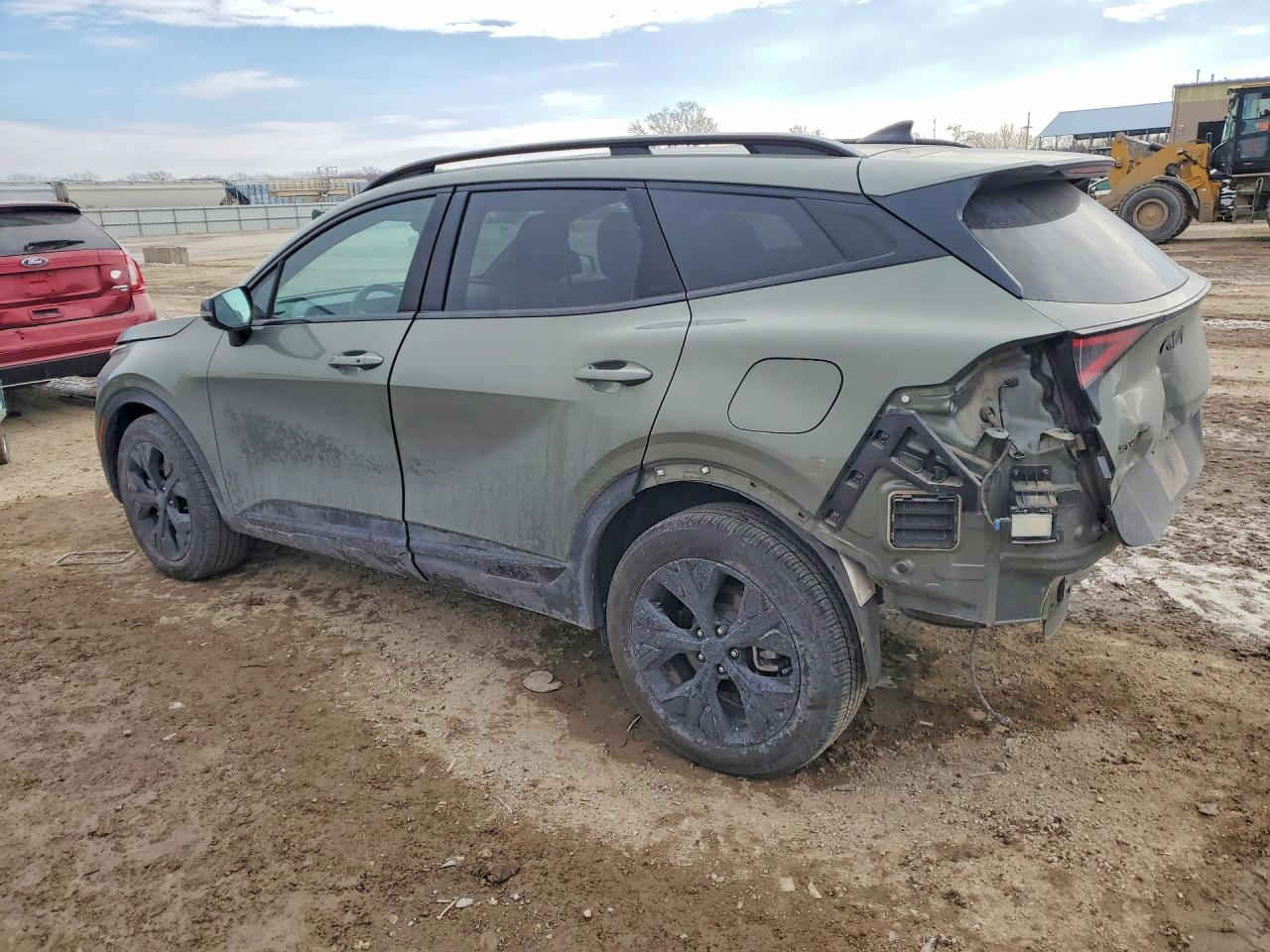 🚨 تنويه مهم
هذه السيارة معروضة في المزاد الأمريكي 🇺🇸
والمزايدة والشراء تتم عن طريق مكتب الباخرة للمزادات 🇮🇶
🔥 تدخل بكتاب الشهداء
───────────────
🚗 نوع السيارة:2025 KIA SPORTAGE X LINE
📅 تاريخ المزاد:الخميس 26-03-2026
💰 السعر: يتحدد داخل المزاد
📊 الممشى:13442 ميل فعلي
🛠️المحرك: 4 سلندر / 2.5 لتر
───────────────

🔥 مجاناً مجاناً مجاناً
📄 تقرير كارفاكس مجاني بدون أي مقابل
───────────────

🚗 سحب السيارة خلال 24 ساعة من وقت التسديد
💸 حسابات مخفّضة وعمولات أقل من السوق
───────────────

🚢 الشحن متوفر من:
🇺🇸 🇨🇦 جميع الولايات الأمريكية والكندية
➡️ شحن مباشر إلى العراق
➡️ العقبة – جبل علي – ميرسين
───────────────

🛃 تخليص كمركي كامل من ميناء أم قصر
🏔️ تخليص كمركي إلى إقليم كردستان
🇯🇴 شحن مباشر إلى عمّان (العقبة)
🇹🇷 شحن إلى ميناء ميرسين – تركيا
───────────────

🏢 فروع الشركة:
📍 الفرع الأول: بغداد – السيدية – الإعلام
📍 الفرع الثاني: الإمارات العربية المتحدة – الشارقة – الصناعية 4
───────────────

👥 مجموعة البيع والشراء:
https://www.facebook.com/share/g/17pXXBgeeU/?mibextid=wwXIfr

───────────────

🎵 TikTok:
https://www.tiktok.com/@al_bakhera?t=8qGOLioZlVE&_r=1

───────────────

📞 للاستفسار والتواصل:
+9647739115599


**إذا كنت صاحب هذا الإعلان وتريد حذفه لأي سبب، رجاءا أرسل رسالة إلى الدعم الفني**