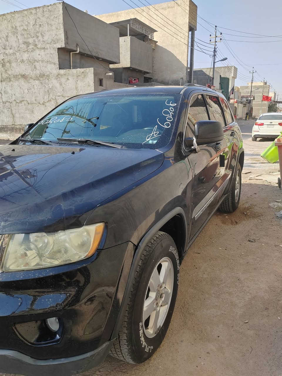 السلام عليكم جيب شيروكي دخول جديد ادوات تبريد حداديه تخم تاير مكينه كير ويلات كله جديد رقم وسنويه شمالي حساسات خلفيه كامره شاشه نقص ما بيها موديل 2014 بانزين اصل كصه جنطه فوووول مواصفات العنوان البصره استفسار *********** امراوس ماكو مشكلة
