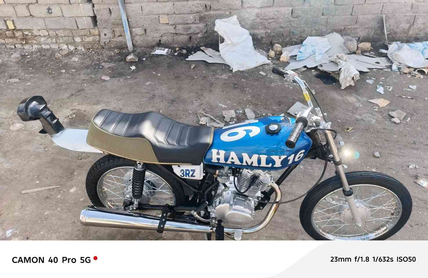 السلام عليكم دراجه ناعمه للبيع شاصي موديل 26 سكنر تعمير 26 دراجه نظيفه***********
