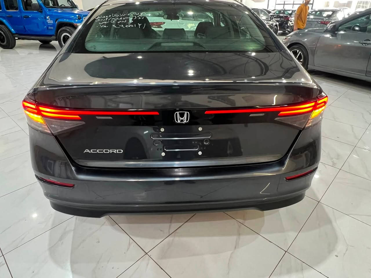 🔥 للبيع هوندا أكورد 2024 🔥
📍الموقع: أربيل
💰السعر: 149

✅ ترقيم شمالي
✅ بصمة وتشغيل عن بُعد (Remote Start)
✅ دخول ذكي (Smart Key)
✅ شاشة معلومات وترفيه
✅ كاميرا خلفية
✅ مثبت سرعة
✅ حساسات
✅ نظام توفير الوقود
✅ مكيف ممتاز
✅ جنوط ألمنيوم
✅ وسائد هوائية متعددة
✅ نظام ABS ومانع انزلاق

🛠️ الملاحظات:

* حادث بسيط
* بابين صبغ
* جام لغ خلفي صبغ

📞 للاستفسار:
***********
اتصال أو واتساب

🔗 حاب تدخل كروب الواتساب: عروض يوميه الكافة انوع السيارات
https://chat.whatsapp.com/EDt5rlTuPdfCvNySuhJZE1?s=hd&p=i&mlu=0&ilr=4

السيارة نظيفة وجاهزة للفحص، والسعر بي مجال للجادين.
