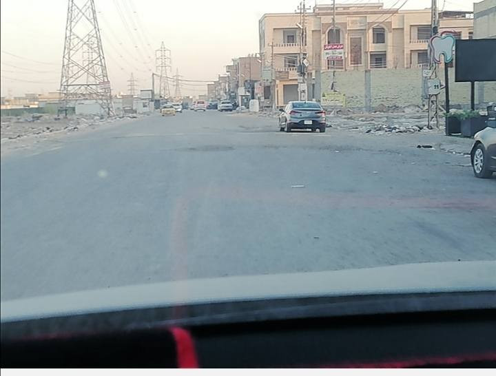 يوجد قطعة للبيع مساحة ١٠٠ متر موقع مميز تجارية على شارع تجاري ١٥ متر تبعد عن جسر الطابقيين مال الجادرية ٥ دقايق توزيع جديد إلى رئاسة الوزراء طابو ملك صرف سكني تفتح بيان وتقرر وتستلم سند باسمك مقابيل الجمعية مال الدورة للاستفسار الاتصال على الرقم *********** علما اني صاحب القطعة مباشرة يعني مو دلال
