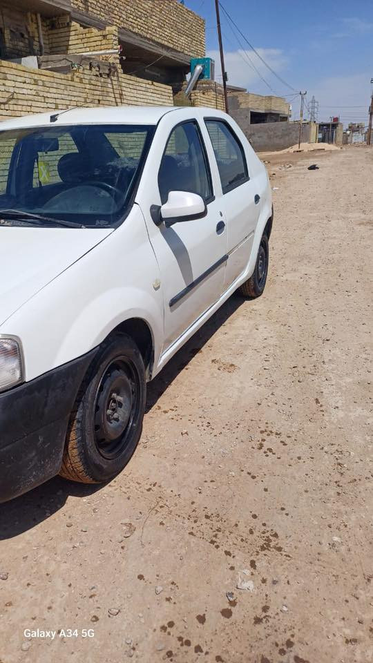 السلام عليكم للبيع رينو لوكان موديل ٢٠٠٩ مصبوغه عام مكينه بيه خيط تبخير  تايرات نص عمر تبريد شغال مكاني بغداد الشعب رقمي ***********
