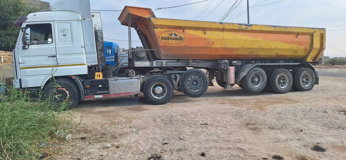 سكانيه راس سحال   مربوطه بسنويه عربه غلاب +عدبه فلات مكينه ١١٣ سدندربيه بخار كير٥/٥ابيع راس فقط رقم بصره ٣ لوحات سنويه منتهيه حاضرللتحويل مكان السياره ناصريه رقم هاتف ***********
