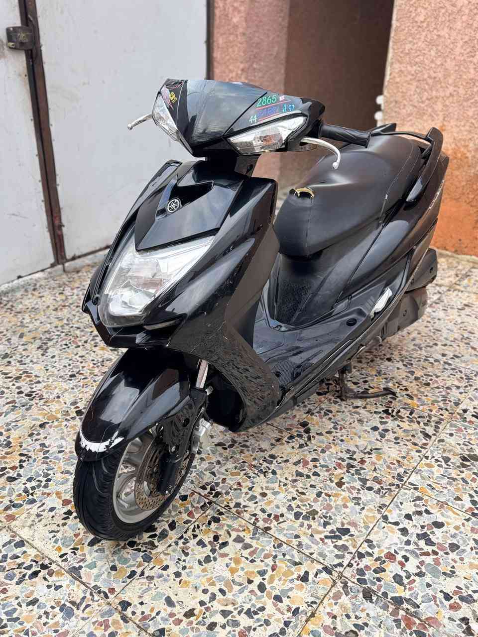 السلام عليكم درجه للبيع سكنس شمعه دراجه مال رمبه منزله علايدي دراجه كامل كهربايات نكره سلف مكان بغداد الشعب السعر مليون 250 للاستفسار ***********
