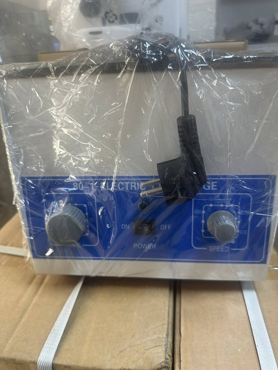 توجد لدينا مجموعة متنوعة من الأجهزة المختبرية الحديثة وباسعار مناسبة جملة 
***********
