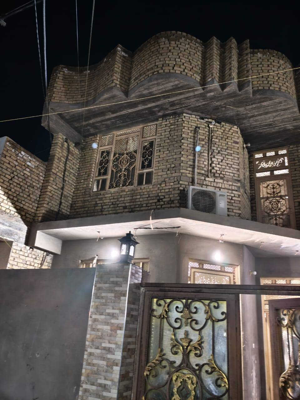 سلام عليكم إخوان بيت مساحة 200 طابقين بناء حديث يتكون 6غرف نوم + استقبال 6*5 +حديقة 4*3 ونص +كراج 5+
3حمامات +3صحيات الموقع بستان سعود شارع سيد خبير موقع حلو وبناء جديد
سلام عليكم إخوان بيت مساحة 200 طابقين بناء حديث يتكون 6غرف نوم + استقبال 6*5 +حديقة 4*3 ونص +كراج 5+ 3حمامات +3صحيات الموقع بستان سعود شارع سيد خبير موقع حلو وبناء جديد 
***********
***********
