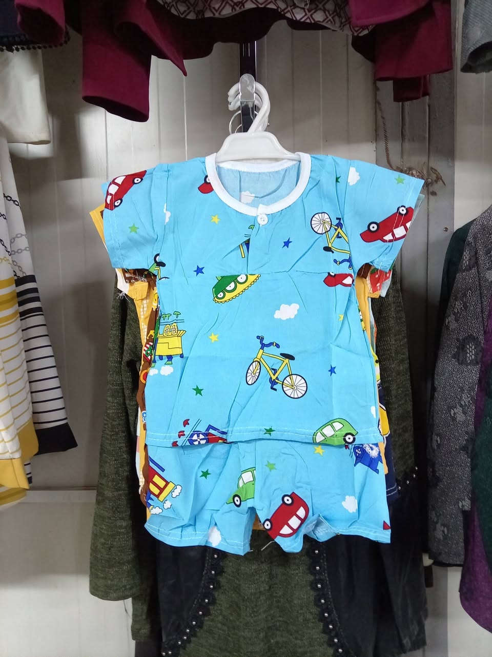 قاط قماش كشمير يلبس من سنة لحد ٦ سنوات وبسعر ٣ آلاف مجمع عامرية الفلوجة العيادات مقابل الإطفاء


**إذا كنت صاحب هذا الإعلان وتريد حذفه لأي سبب، رجاءا أرسل رسالة إلى الدعم الفني**