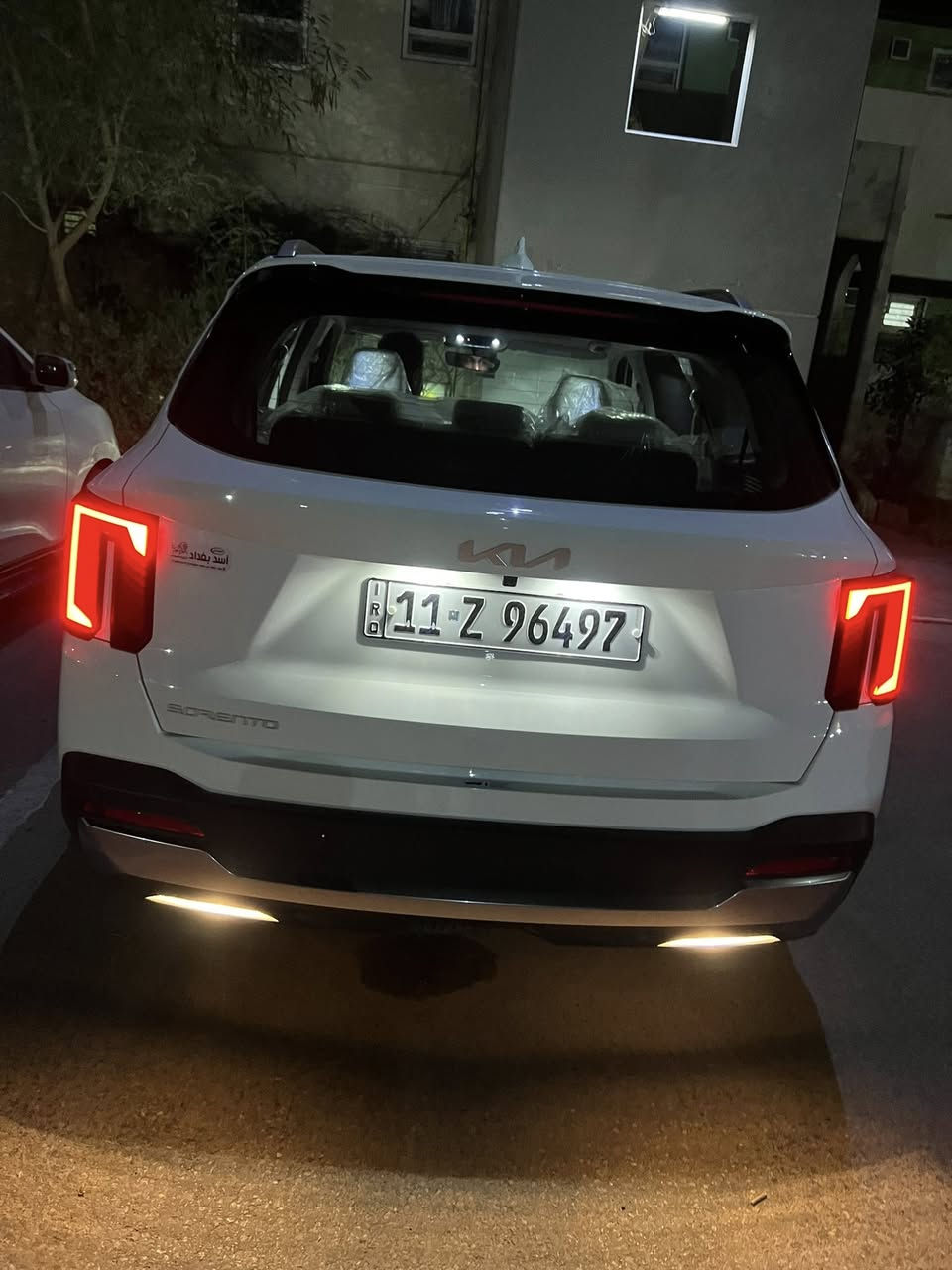 السلام عليكم 
🔥 كيا سورنتو 2025 – 4 سلندر 
ماشية 16 الف رقم بغداد 
⚙️ المحرك: 4 سلندر 2500
▪️ بنوراما
▪️ كير ماوس 
▪️ سايد بريك دكمة
▪️ ٧ راكب ٣ قطع تبريد
▪️بردات خلفية 
▪️جنطة كهرباء 
▪️كشنات كهرباء 
▪️بقية المواصفات المعروفة
السعر 295 وبيها مجال 
للاستفسار 
***********
