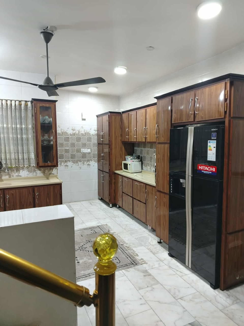 بيت ١٠٠ متر طولانيه خلف جامع تاج الدين قرب المدارس طابقين منطقه لجمعيات للبيع ١٠٠ متر طولانيه خلف جامع تاج الدين بسعر ١٥٠  للاتصال ***********
