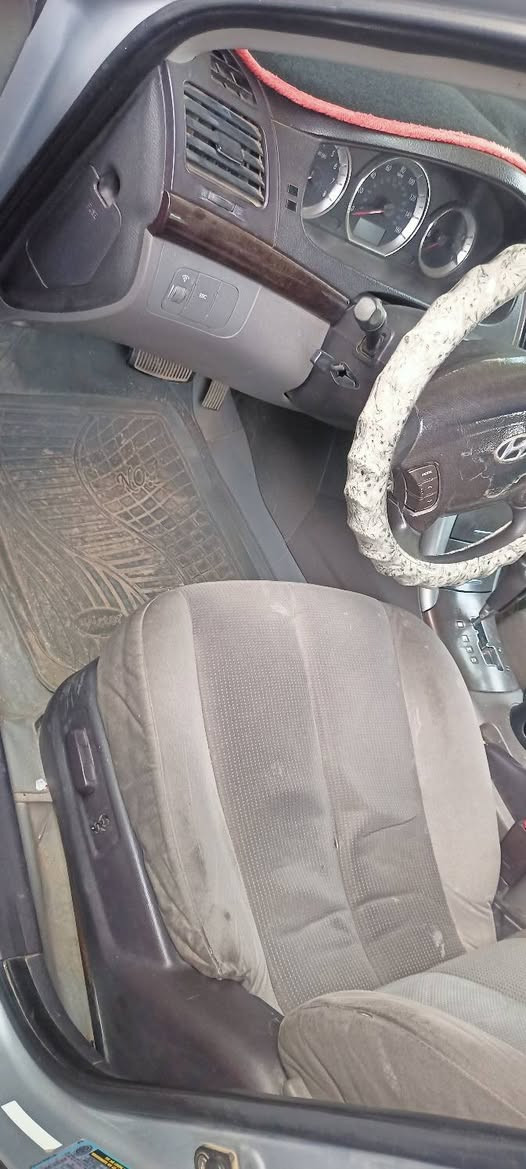 مراوس النترا امريكي
سوناتا 2010 امريكي محرك 2400 
ضررها فقط بنيد ومبدل بامريكا بلادي 
مواصفات 
كشن كهرباء 
تحكم ستيرن جهتين فول شغال 
بدون ايرباك 
بدون كلوب جيك 
بأسمي رقم ديالى دولي 
سنوية لل29


**إذا كنت صاحب هذا الإعلان وتريد حذفه لأي سبب، رجاءا أرسل رسالة إلى الدعم الفني**