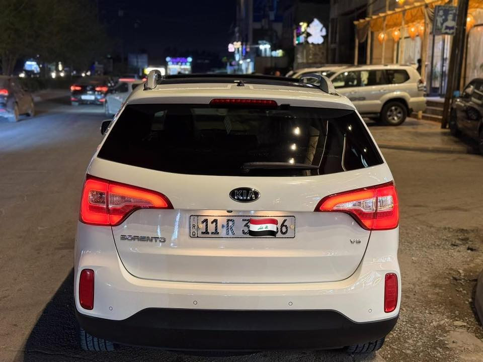 السلام عليكم اخوان كيا سورنتو موديل ٢٠١٥ بحالة الزيرو ماشية ٢٠ الف حقيقي باسمي من الزيرو كويتي الفئة الأولى اعلى فئة بالكويتي جديدة جدا جدا مكفولة كفالة عامة من صبغ بارد تبديل شخط السيارة قطعة نادرة بالجدادة المواصفات فول ١/١ بصمة بانوراما فورويل كشنات قرميدي وكشنات كهرباء وكشنات تدفئة تبريد ستيرن تدفئة كشنات خلفية تدفئة ذاكرة خزن ميموري ايرباكات تكم وكشنات محرك ٣٥٠٠ نظام ايكو اقتصادي ٧ راكب و٣ قطع تبريد زراك لايت بردات خلفية اشاير بالمري تبريد بيانو وبعد بيها هواي مواصفات السيارة جديدة جدا وبعدها بجياست الشركة وقطعة نادرة مكانها بغداد حي البنوك رقمي للاتصال ***********
