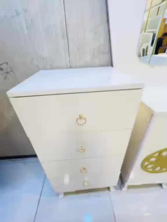 غرفة. تركي.  مودرن ثقيل. لون مميز. ١٠قطع. كوالتي. 
٧٠٠واصل. كول مناطق بغداد


**إذا كنت صاحب هذا الإعلان وتريد حذفه لأي سبب، رجاءا أرسل رسالة إلى الدعم الفني**