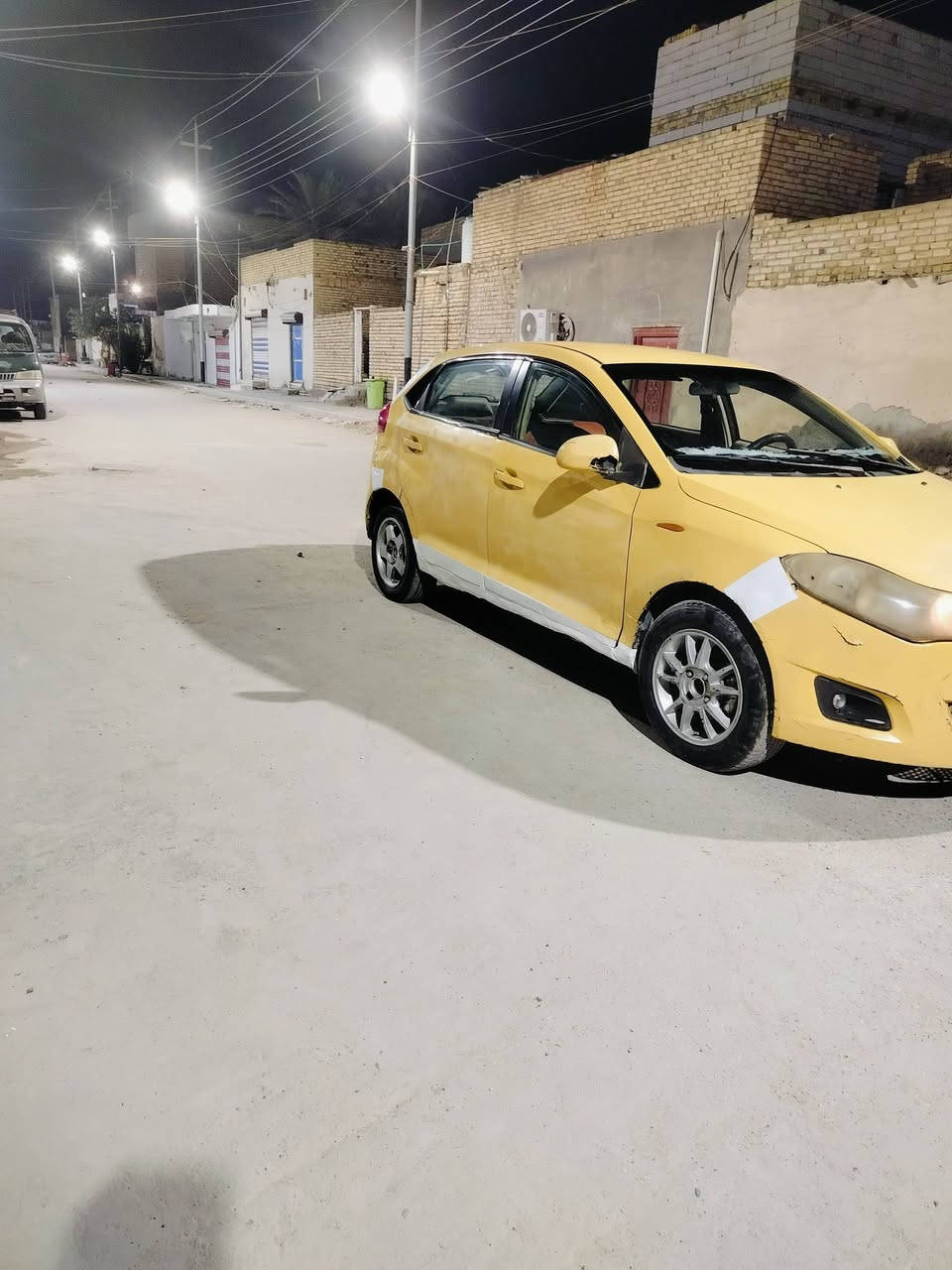 يالله سلام عليكم شيري فلاوين موديل 13 سنويه ل 27 سعرها 18 وبيها مجال قليل عليها 200 الف هيئه فقط غرامات مصفره
مكينه وكير اوتماتيك كورلا vvtمكينه جديده صار اسبوع من شاد طابوكه 
حداديه هم صار اسبوع من كملتها 
كهربائيات عامه شغاله تبريد منضومه كامله بس غاز وليك 
مسجل شاشه سماعات غرفته كلش حلوه سياره جاهزه 
مكانه ناصريه مركز 
شراي اتصل وبخدمتك 
***********
