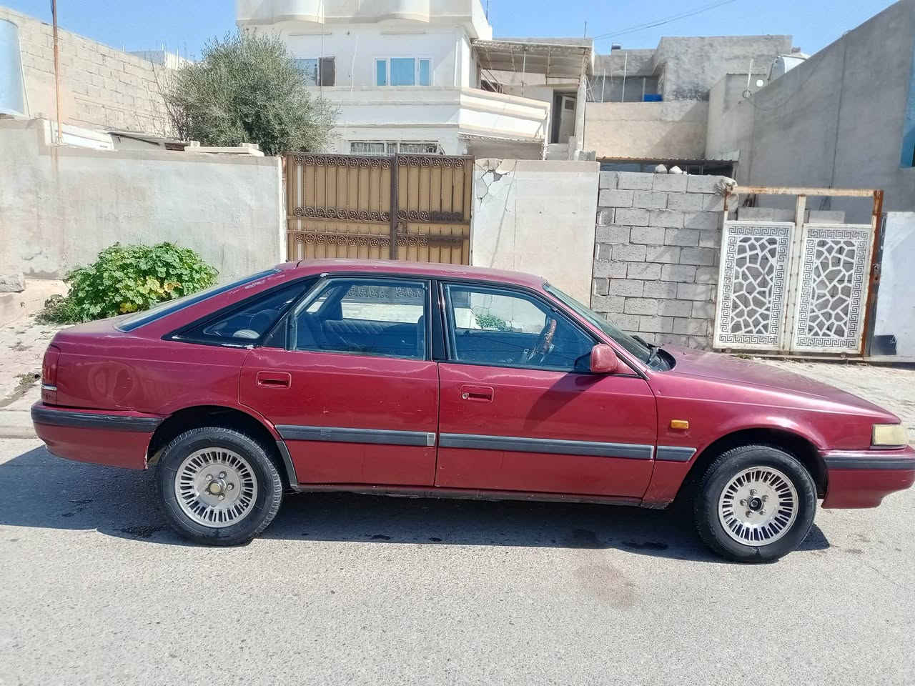 مازداموديل 1991
بى ليدراوبى سبوخ8وبه خ كيرومه كينه به شه رت 
***********
***********
سعر33 مه جال
كركوك
