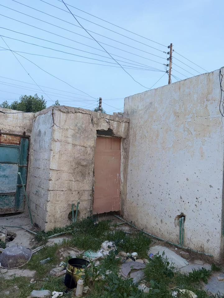 مكلف بالنشر // الدار للبيع منطقه ل7000 بمساحة 200م رقم الدار 7957 للاستفسار التواصل ع الرقم  *********** واتساب فقط
