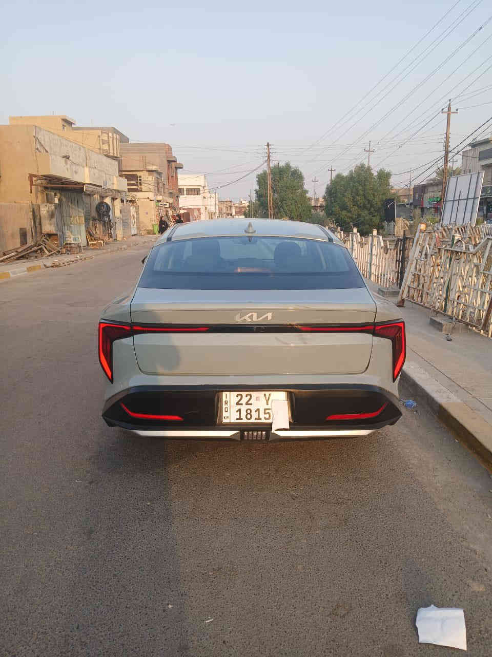 للبيع سياره كيا k4 موديل 25 ماشيه  7000مايل مشيها قليل تعتبر زيرو على وضع الشركة  ارغب لون  بيها مواصفات بصمت تشغيل بصمت ابواب تشغيل عن بعد صندوق ذكي اساير ترحيب رادارات اربع جهات توقف ذاتي اتو هولد انظمت قياده هندبريك دكمه محرك  2000دوش. نفس محرك التوسان  والسبورتج والالنتره   سيارة ضررها بسيط تبديل  باب الصندوق فقط لا شاصي ولا ايرباك  رقم اربيل . السعر ١٨٥ورقه  رقم الشاصي بالمنشور مكان السيارة الفلوجه   ***********
